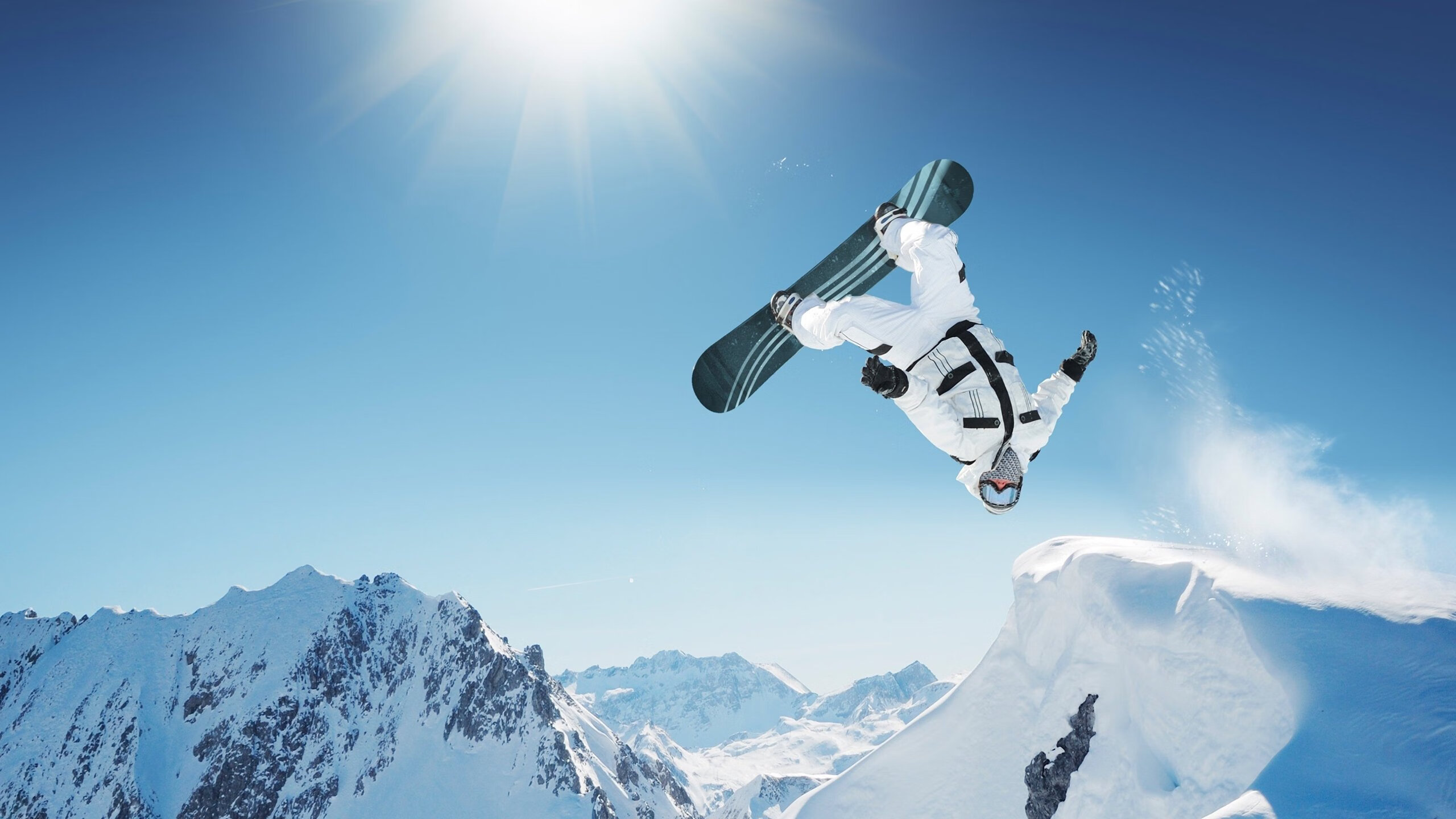 F1街道赛焦点战启示录，掘金粉碎马刺式的逆袭与赛道智慧