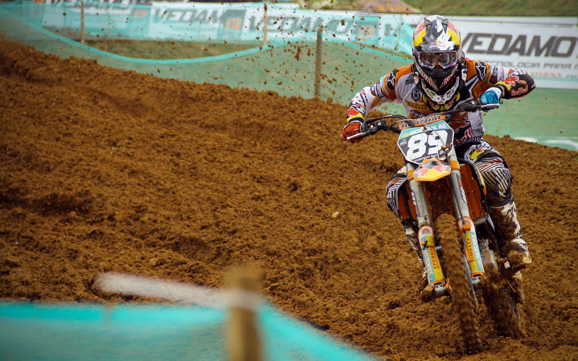 铁壁与利刃，金玟哉一夫当关，德国战车碾碎马德里竞技